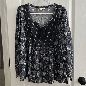 NWT Lucky Brand peasant top